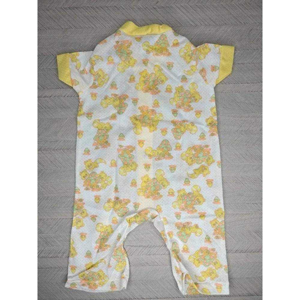 Vintage Carter's Baby Romper 6 Mo 18 Lbs Yellow Orange Mushrooms Raccoons